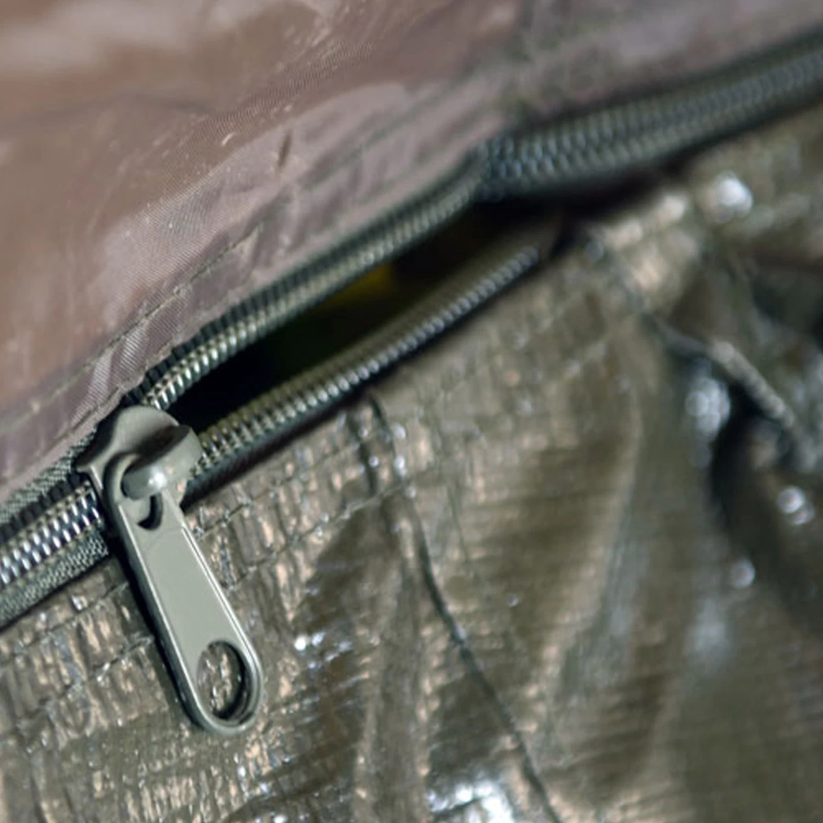 Fox R-Series 2 Man Giant Bivvy 6 Fox R-Series 2 Man Giant Bivvy - Afbeelding 4